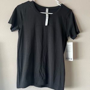 NWT swiftly relaxed fit shirt sleeve black